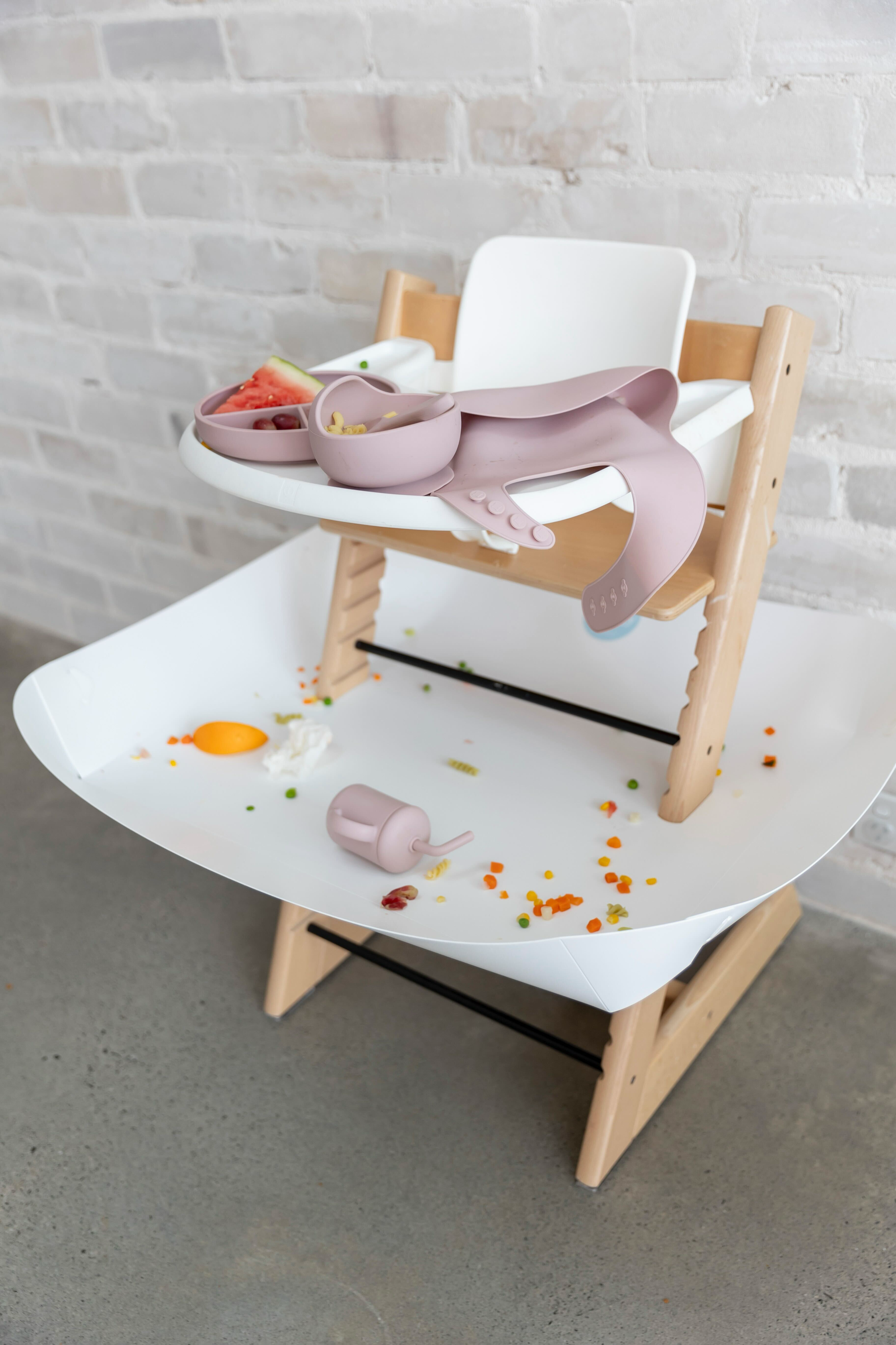 Mess-free baby high chair with food catcher tray, easy wipe clean, protects floors, food-safe design